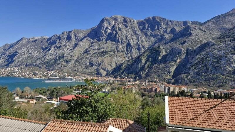 Maison à Kotor, Monténégro, 68 m² - image 2