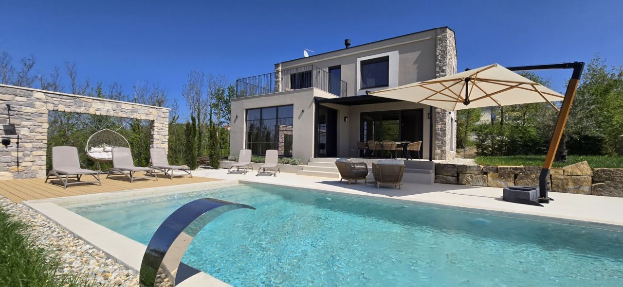 Villa in Motovun, Kroatien, 198 m² - Foto 1
