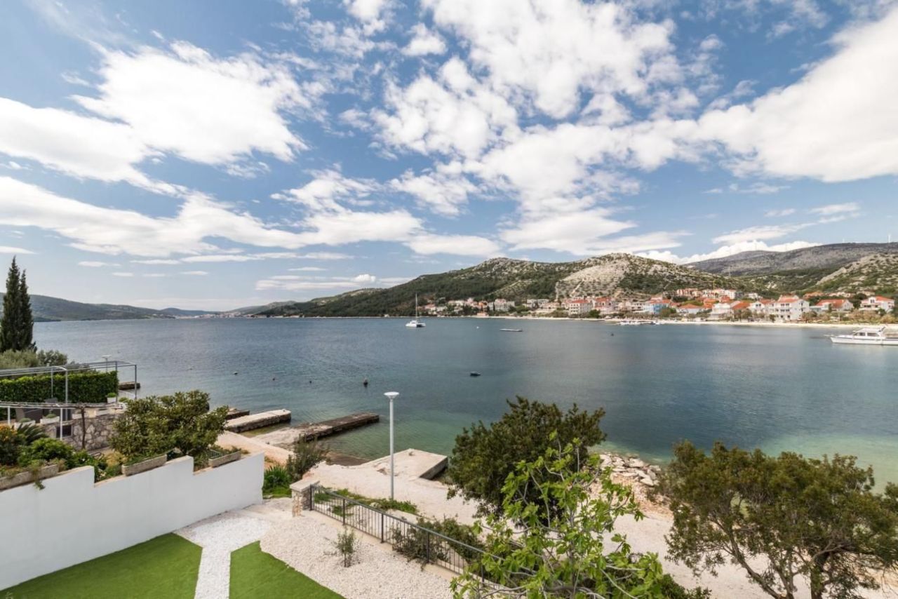 Villa en Trogir, Croacia, 370 m² - imagen 4
