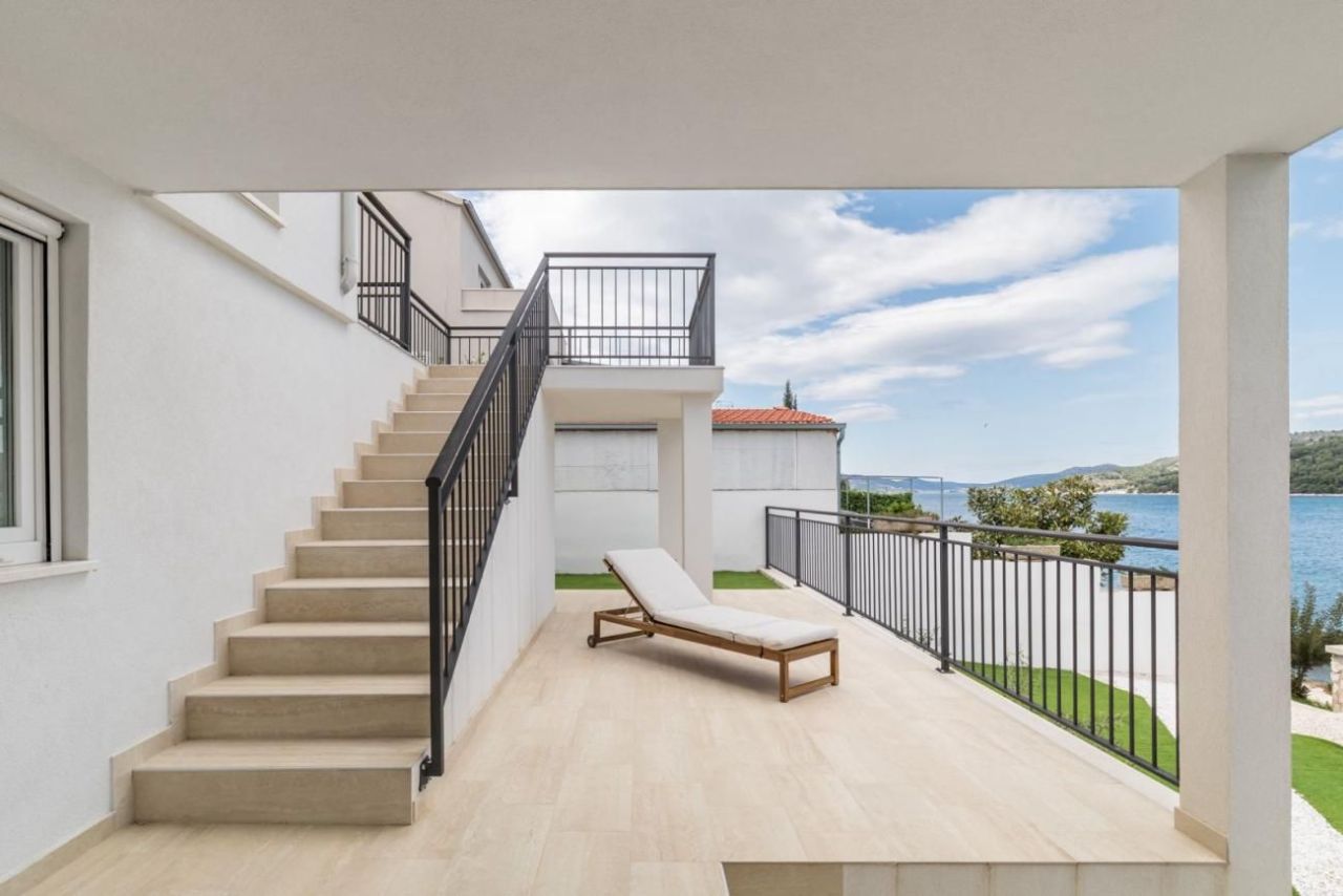 Villa en Trogir, Croacia, 370 m² - imagen 13