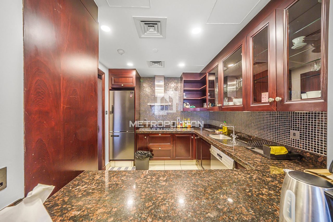 Apartment in Dubai, UAE, 113 m² - picture 12