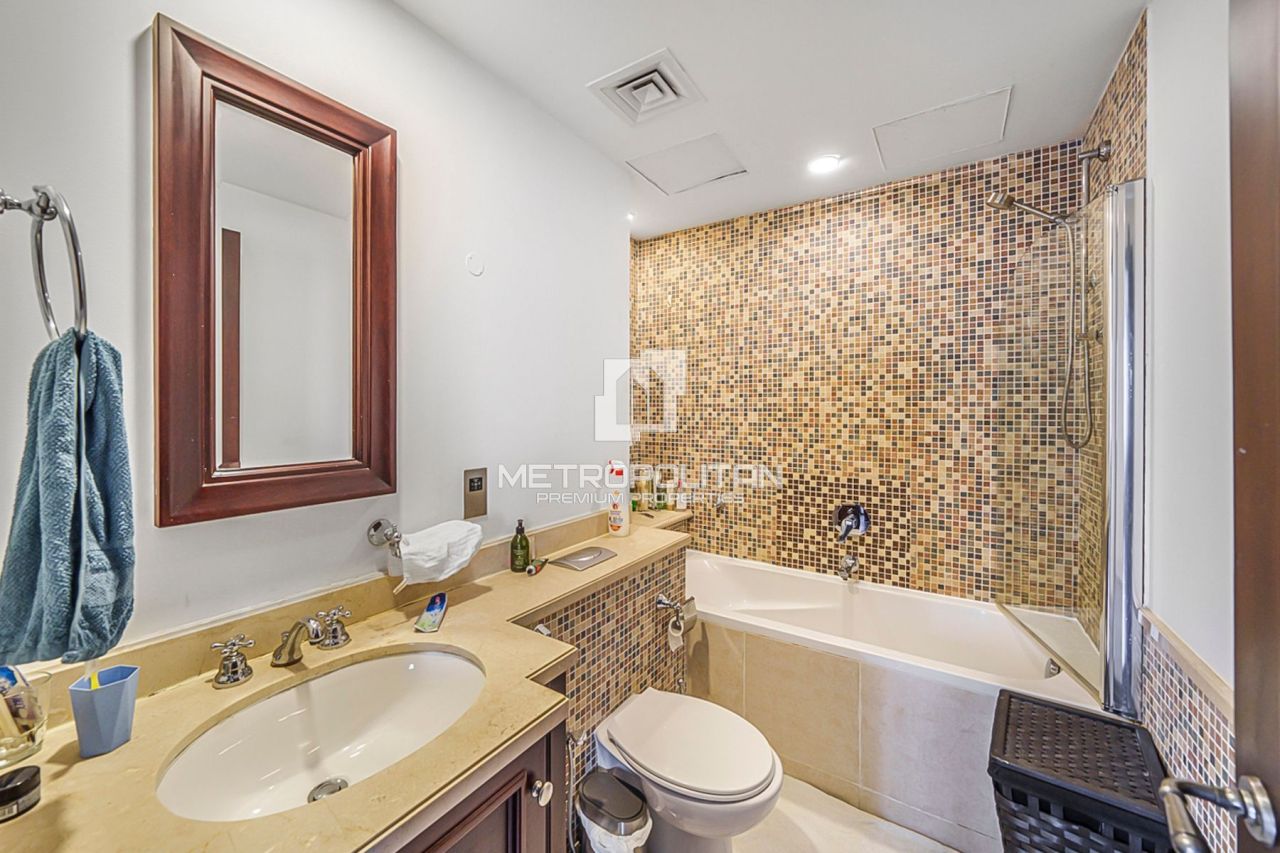 Apartment in Dubai, UAE, 113 m² - picture 13