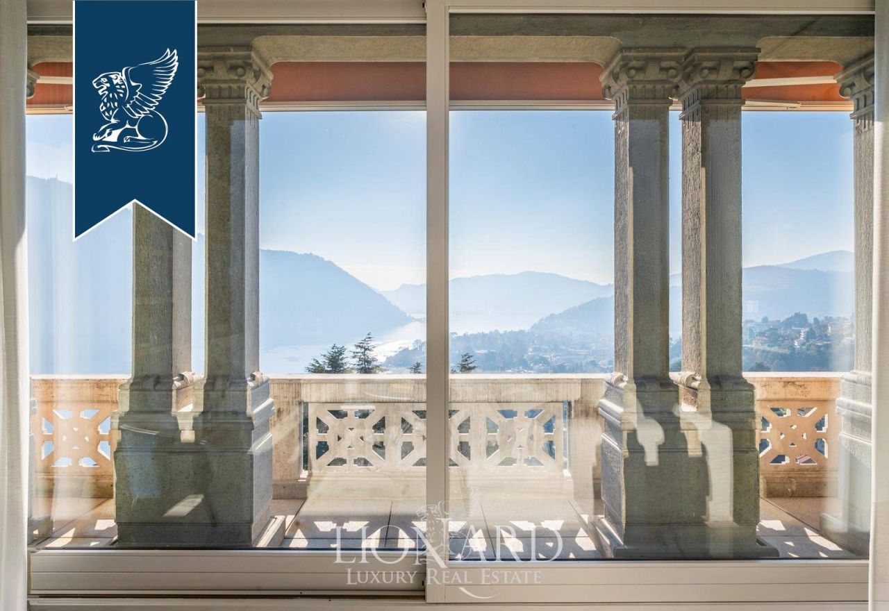 Appartement à Cernobbio, Italie, 203 m² - image 1
