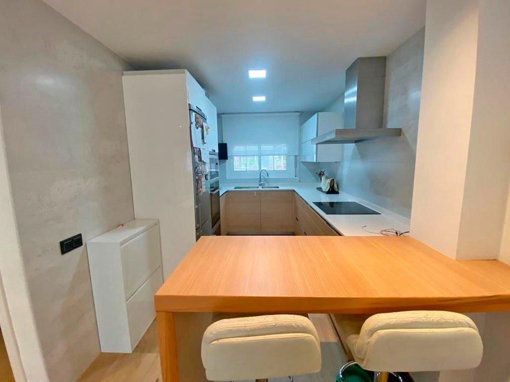 Cottage in Castelldefels, Spanien, 163 m² - Foto 12