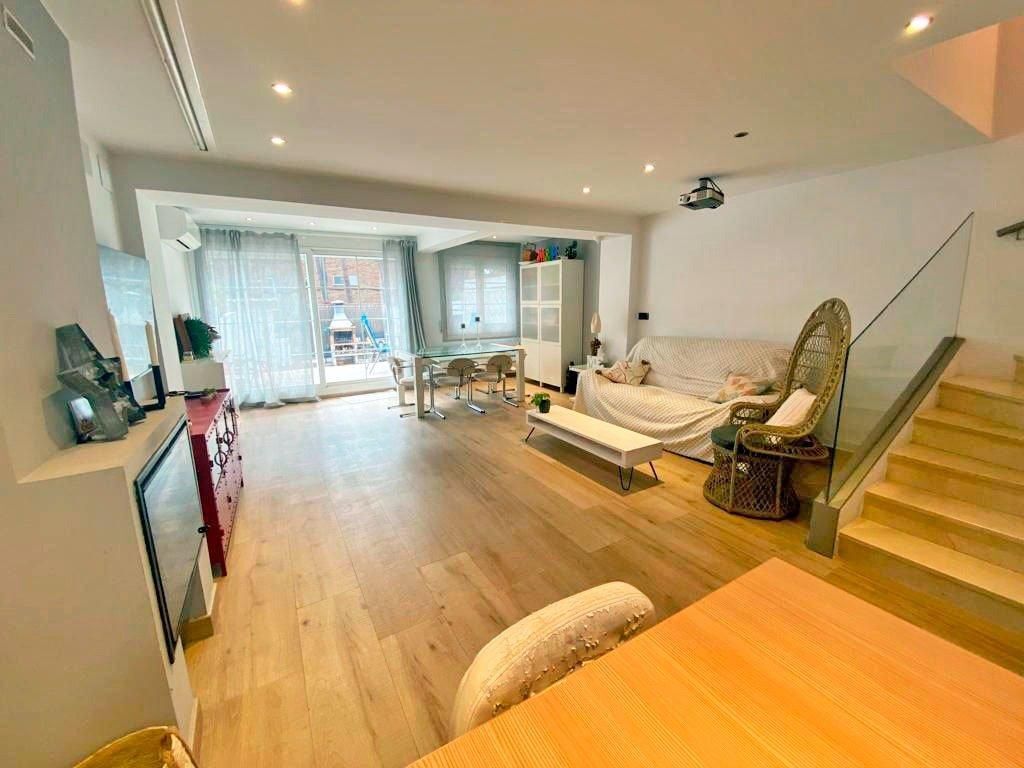 Cottage in Castelldefels, Spanien, 163 m² - Foto 5