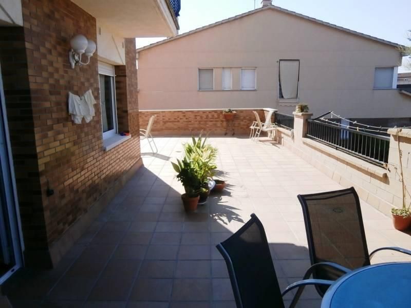 Maison à Martorell, Espagne, 460 m² - image 8