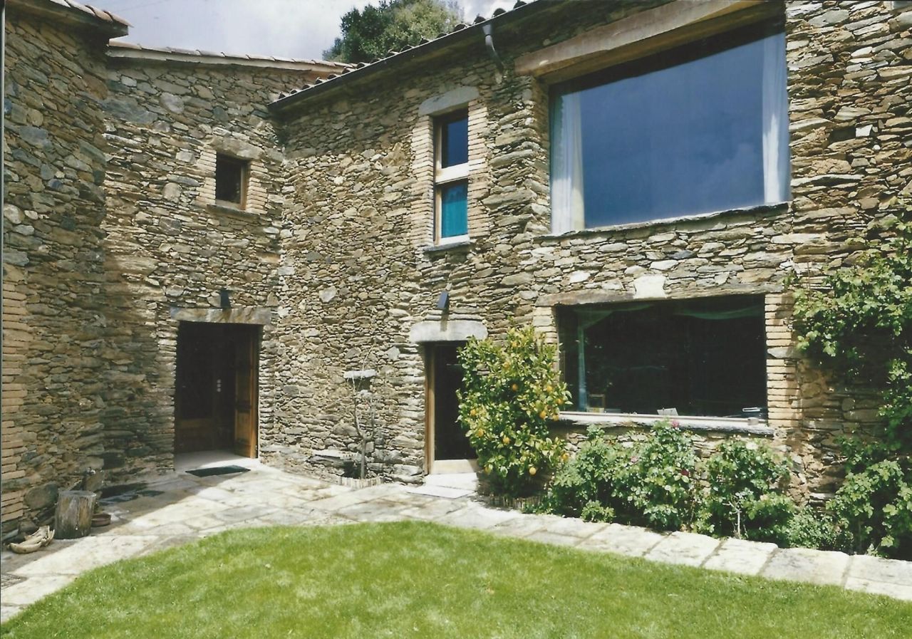 Villa à Cardedeu, Espagne, 423 m² - image 1