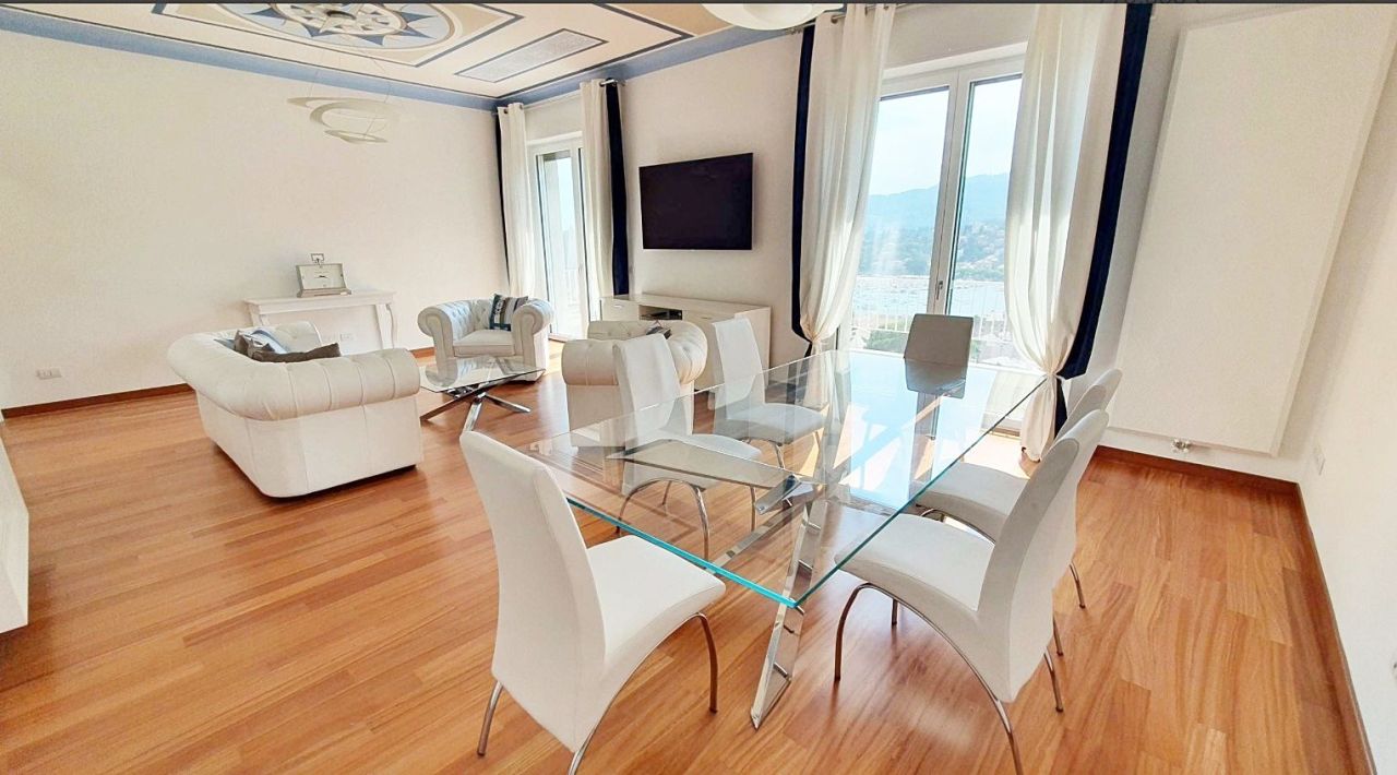 Penthouse in Rapallo, Italy, 180 m² - picture 1