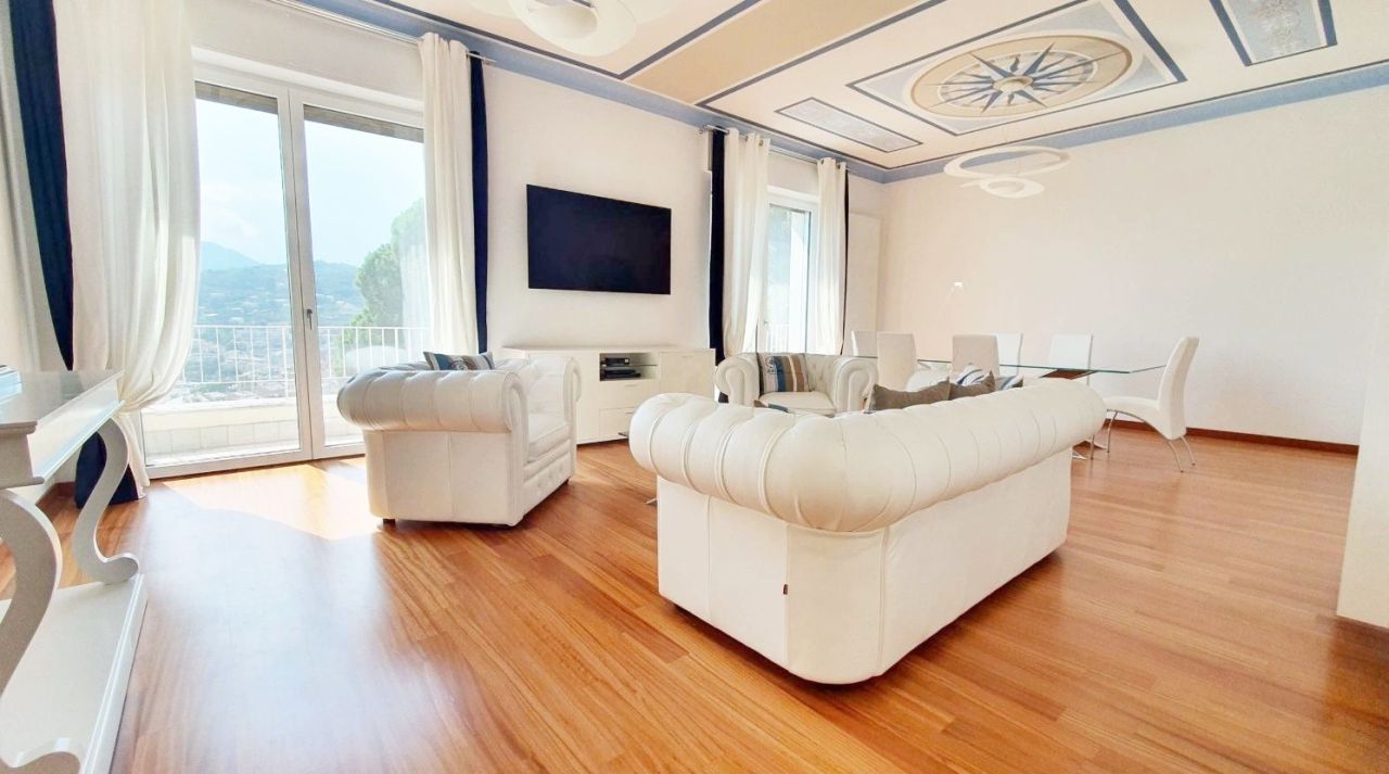 Ático en Rapallo, Italia, 180 m² - imagen 3