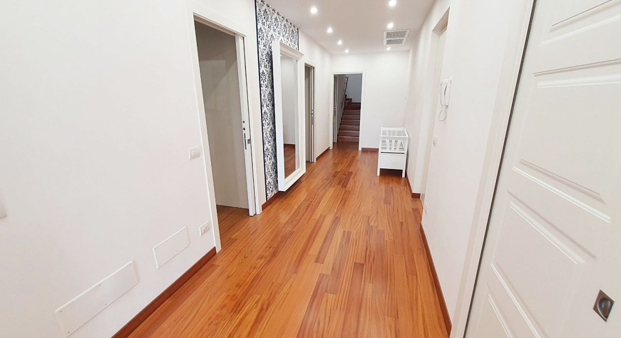 Ático en Rapallo, Italia, 180 m² - imagen 8