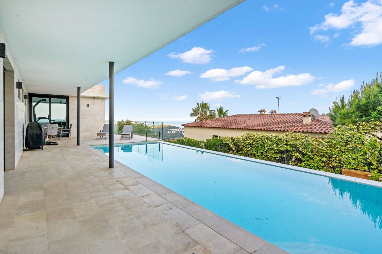 Haus in Costa Brava, Spanien, 440 m² - Foto 3