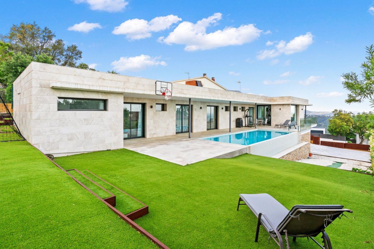 Haus in Costa Brava, Spanien, 440 m² - Foto 4