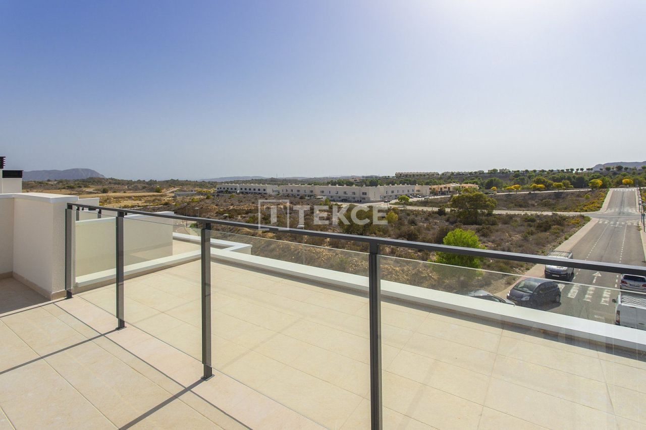 Maison urbaine à Monforte del Cid, Espagne, 190 m² - image 6