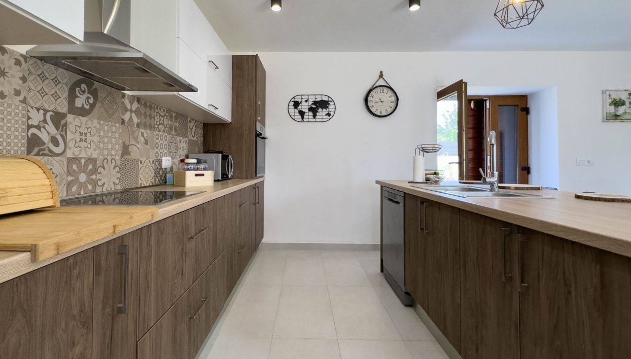 Villa à Svetvincenat, Croatie, 220 m² - image 9