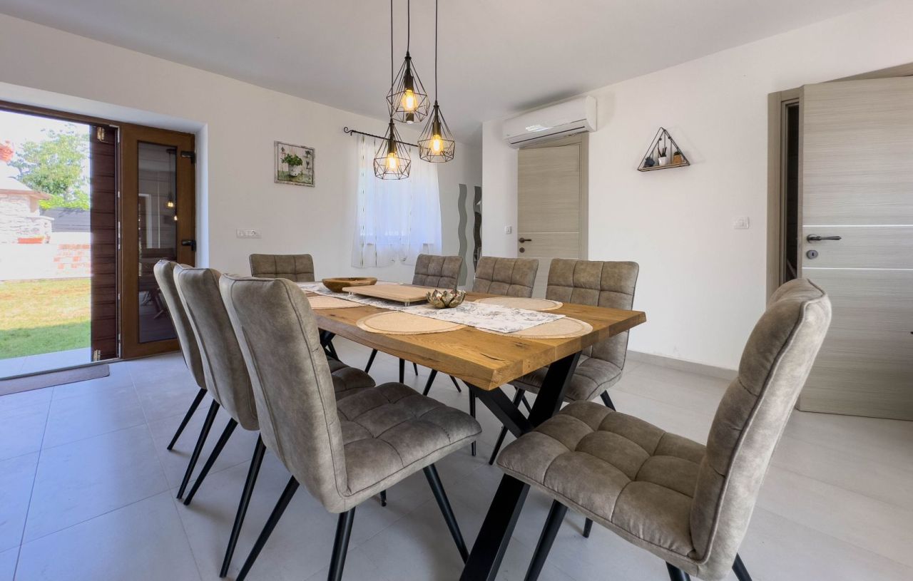 Villa à Svetvincenat, Croatie, 220 m² - image 11