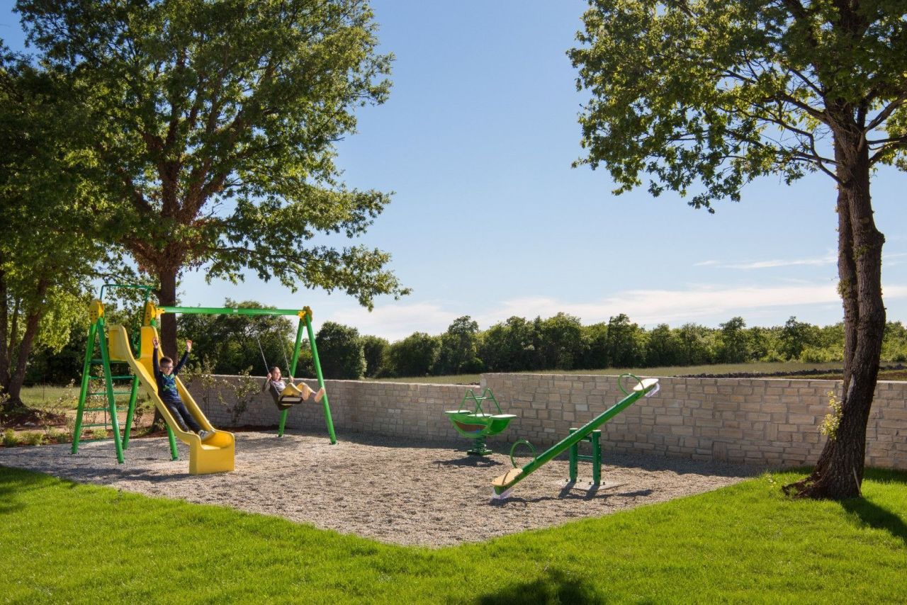 Villa in Svetvincenat, Croatia, 303 m² - picture 12