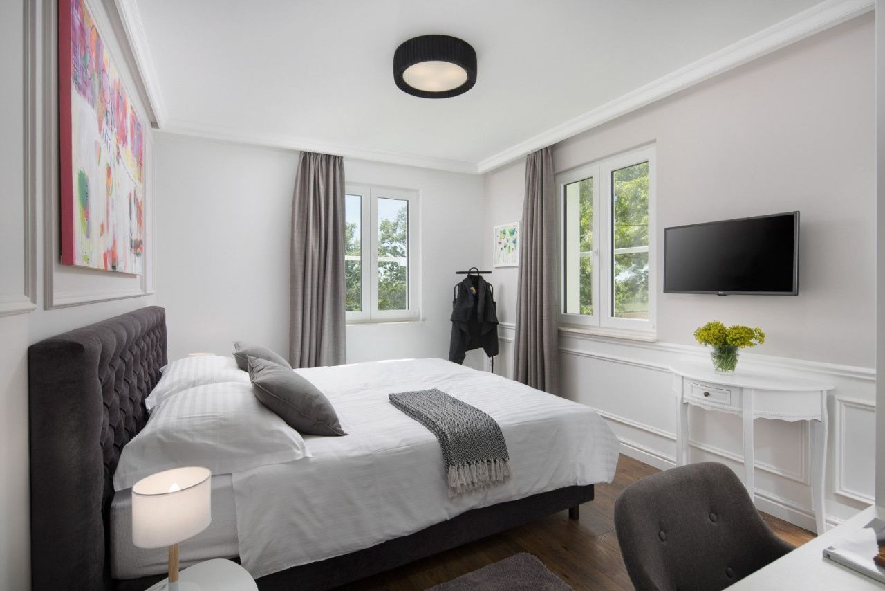 Villa in Svetvincenat, Croatia, 303 m² - picture 14