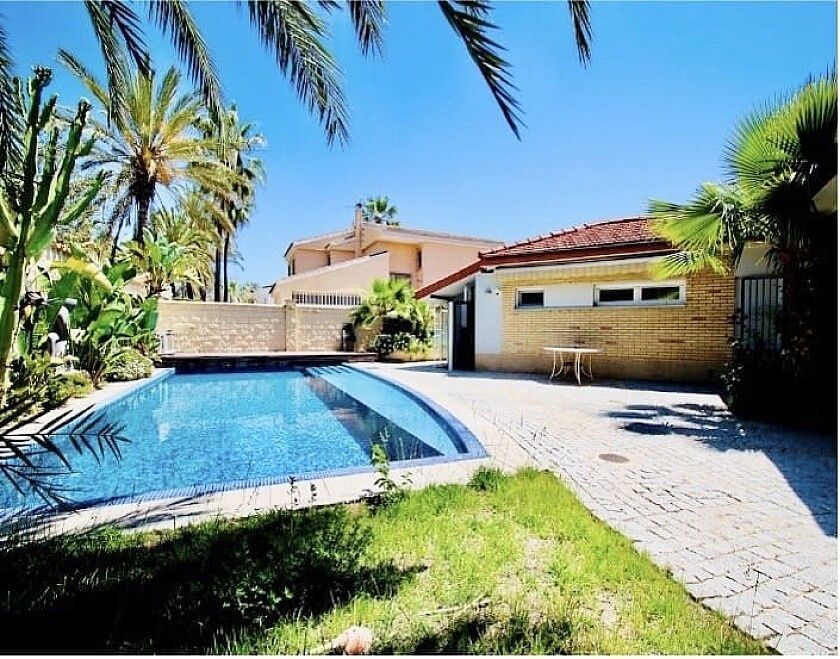 Villa in Orihuela Costa, Spanien, 240 m² - Foto 1