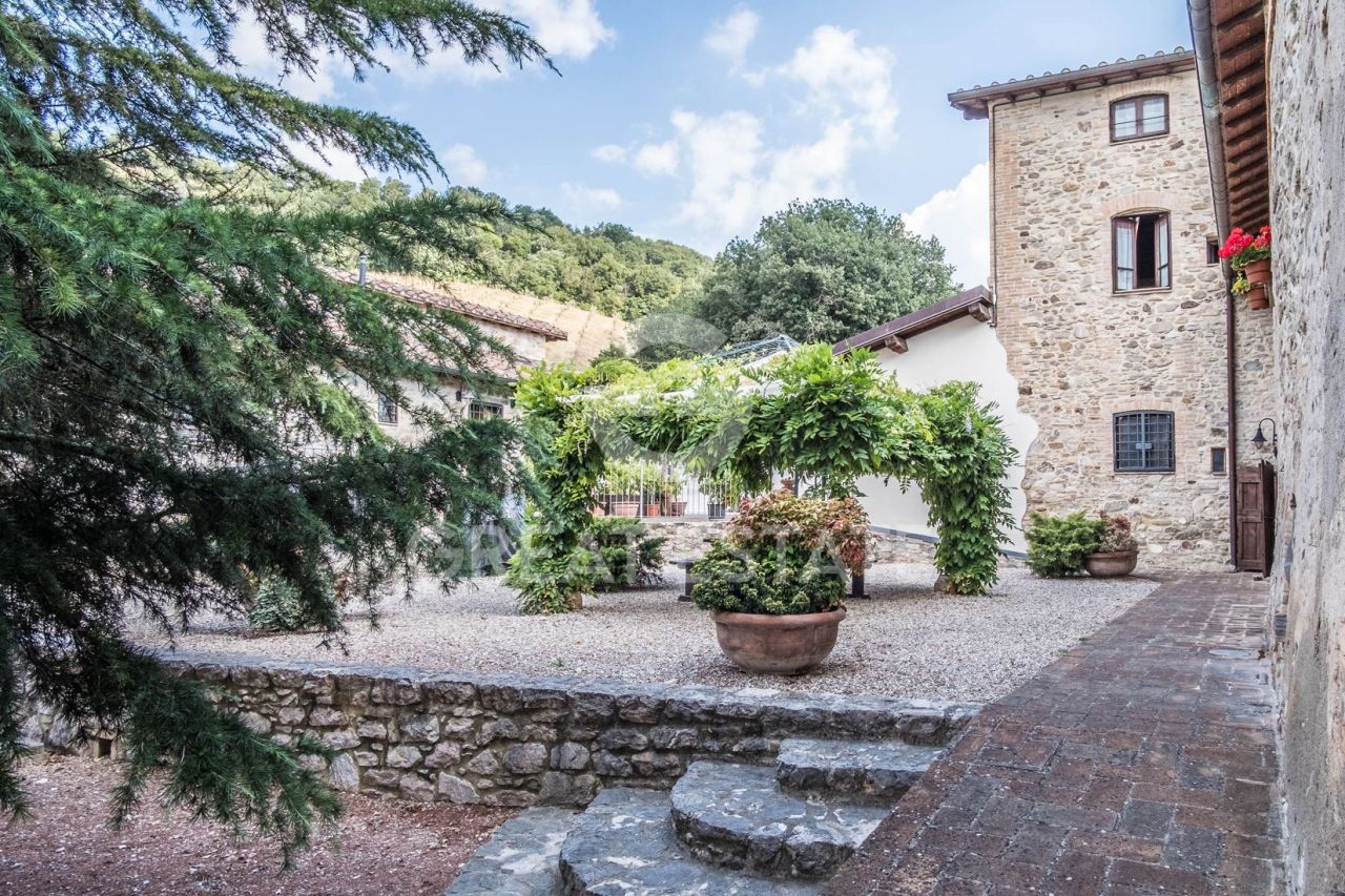 Casa en Umbertide, Italia, 1 029.6 m² - imagen 6