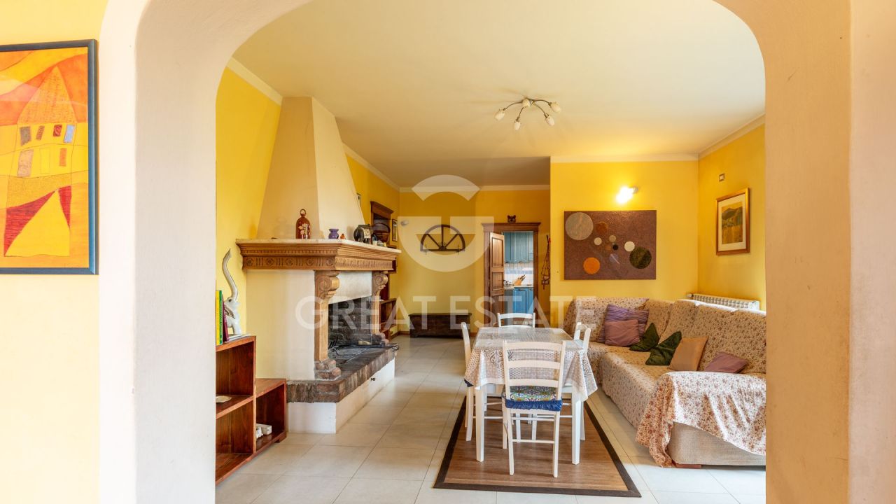 Villa en Chiusi, Italia, 234.2 m² - imagen 9