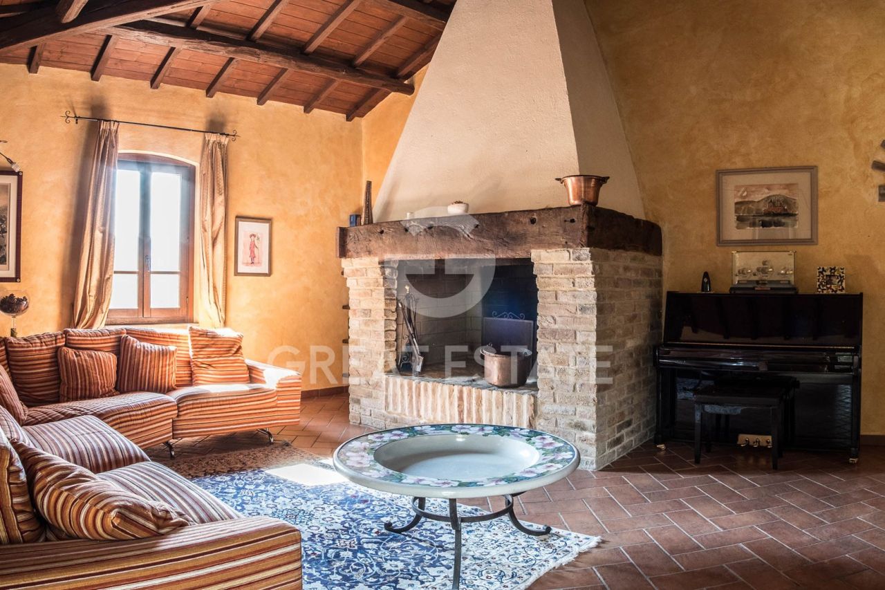 Casa en Umbertide, Italia, 1 029.6 m² - imagen 13