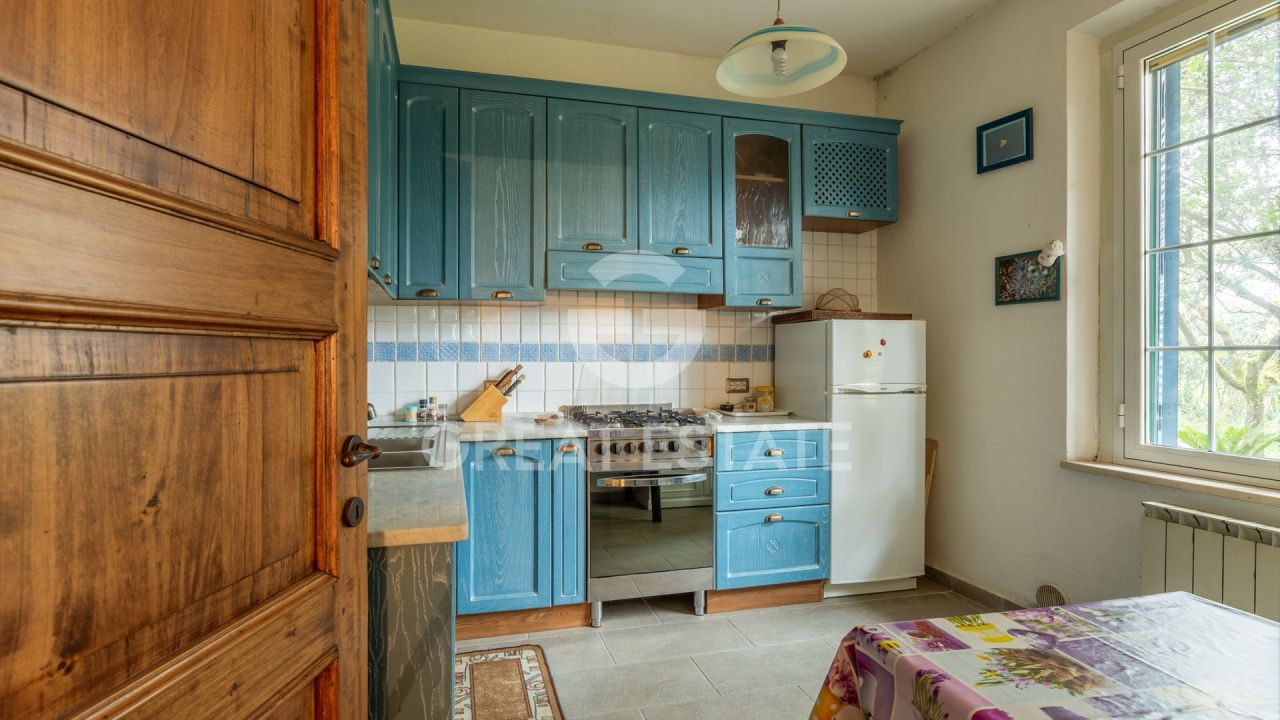 Villa en Chiusi, Italia, 234.2 m² - imagen 14