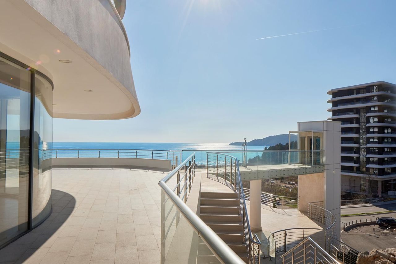 Wohnung in Budva, Montenegro, 47 m² - Foto 1