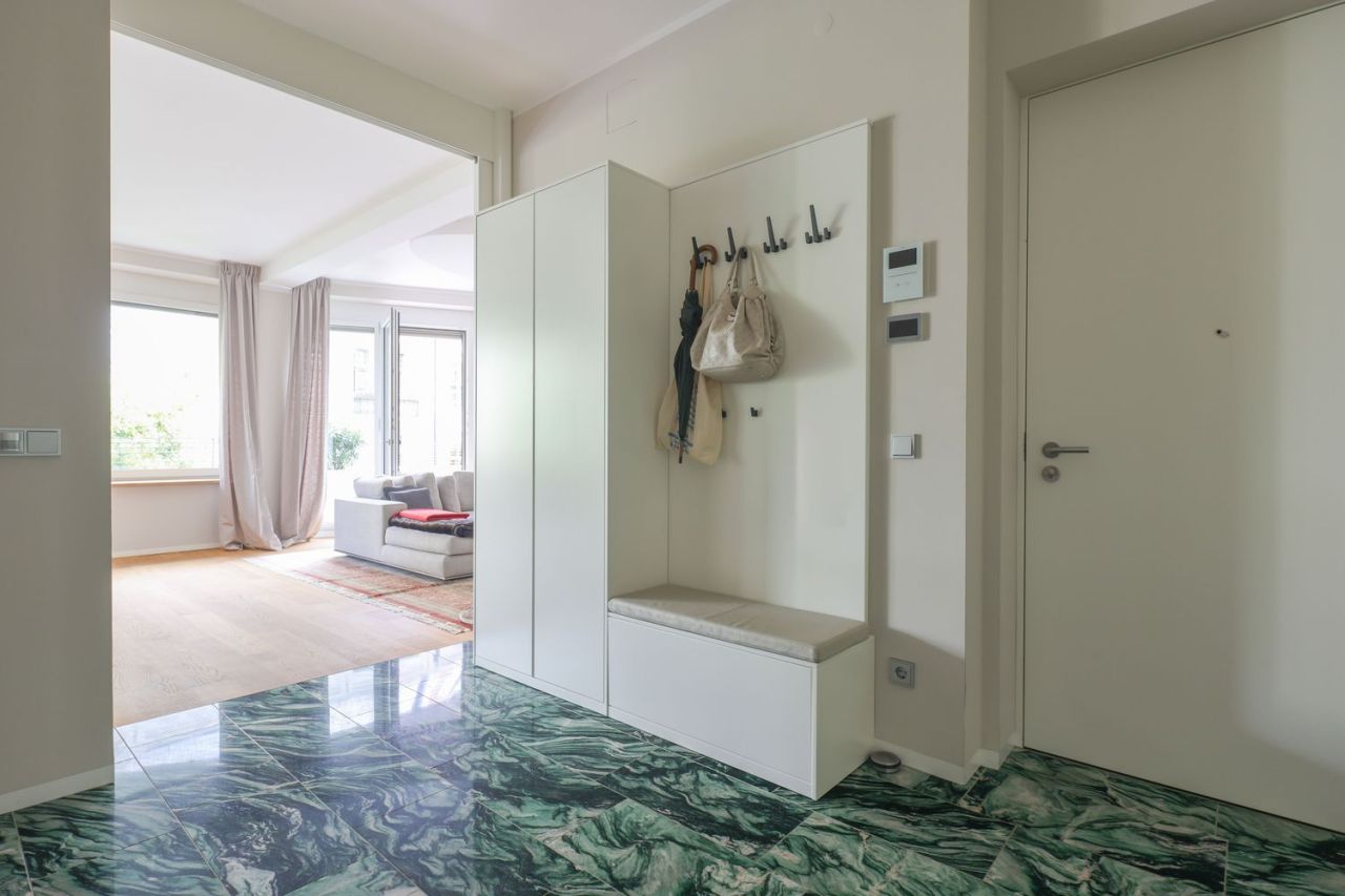 Flat in Berlin, Germany, 228 m² - picture 4