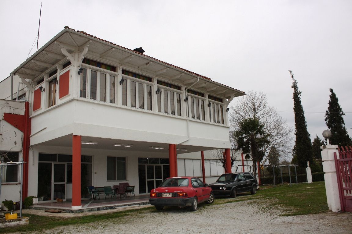 Inversión en Salónica, Grecia, 1 700 m² - imagen 1