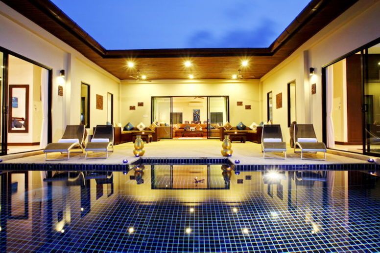 Villa à Nai Harn, Thaïlande, 450 m² - image 1