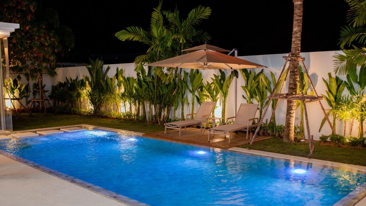 Villa on Layan Beach, Thailand, 445 m² - picture 1