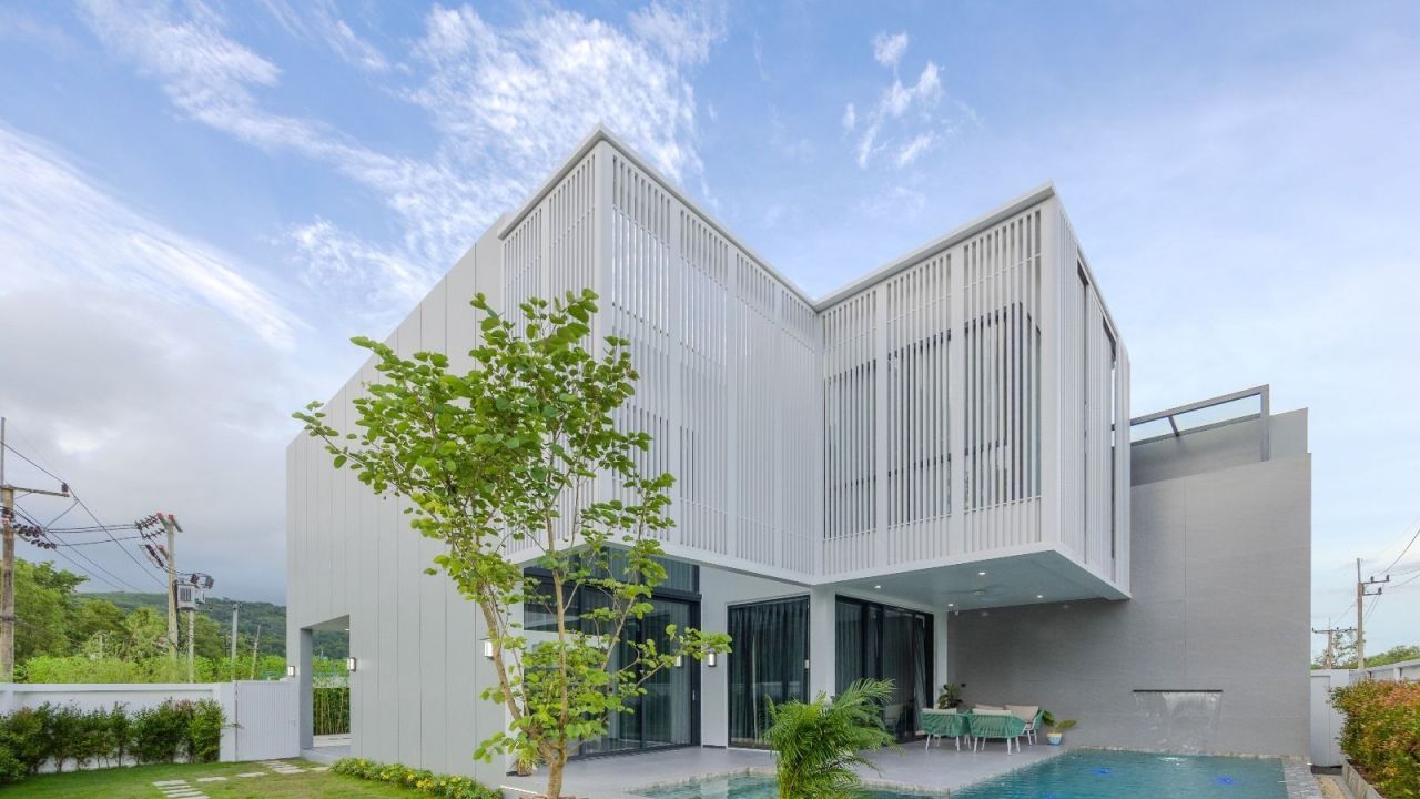 Villa in Chalong, Thailand, 339 m² - picture 1