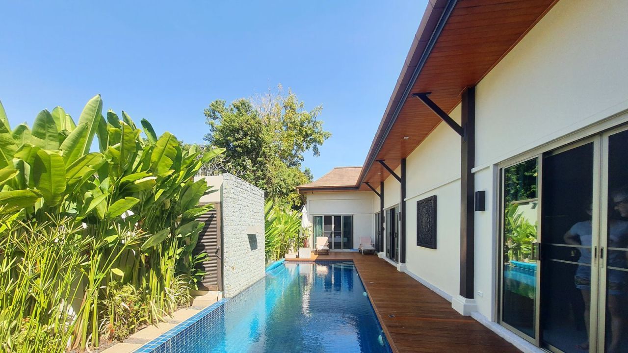Villa en Nai Harn, Tailandia, 211 m² - imagen 1
