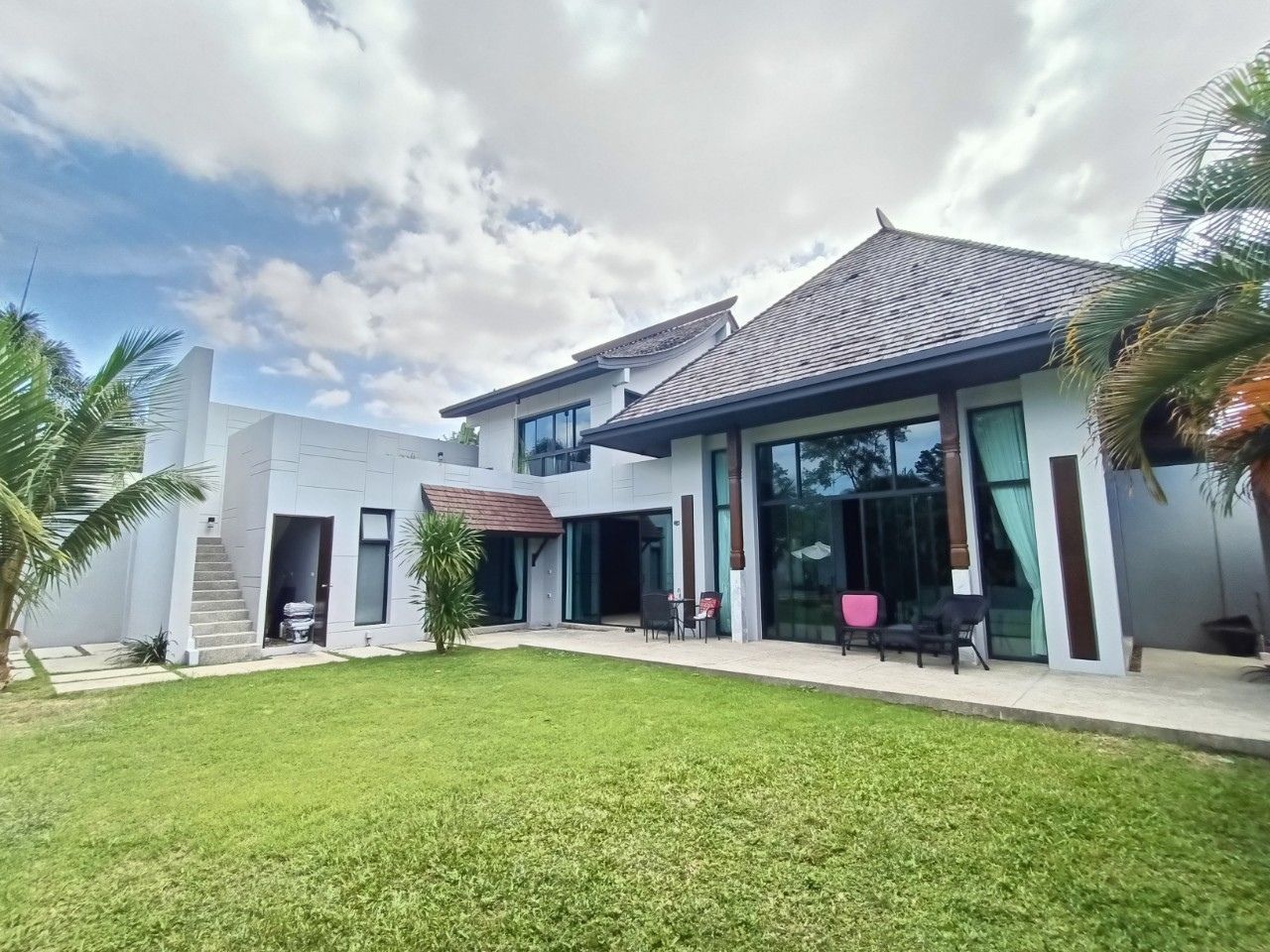 Villa en Choeng Thale, Tailandia, 204 m² - imagen 2