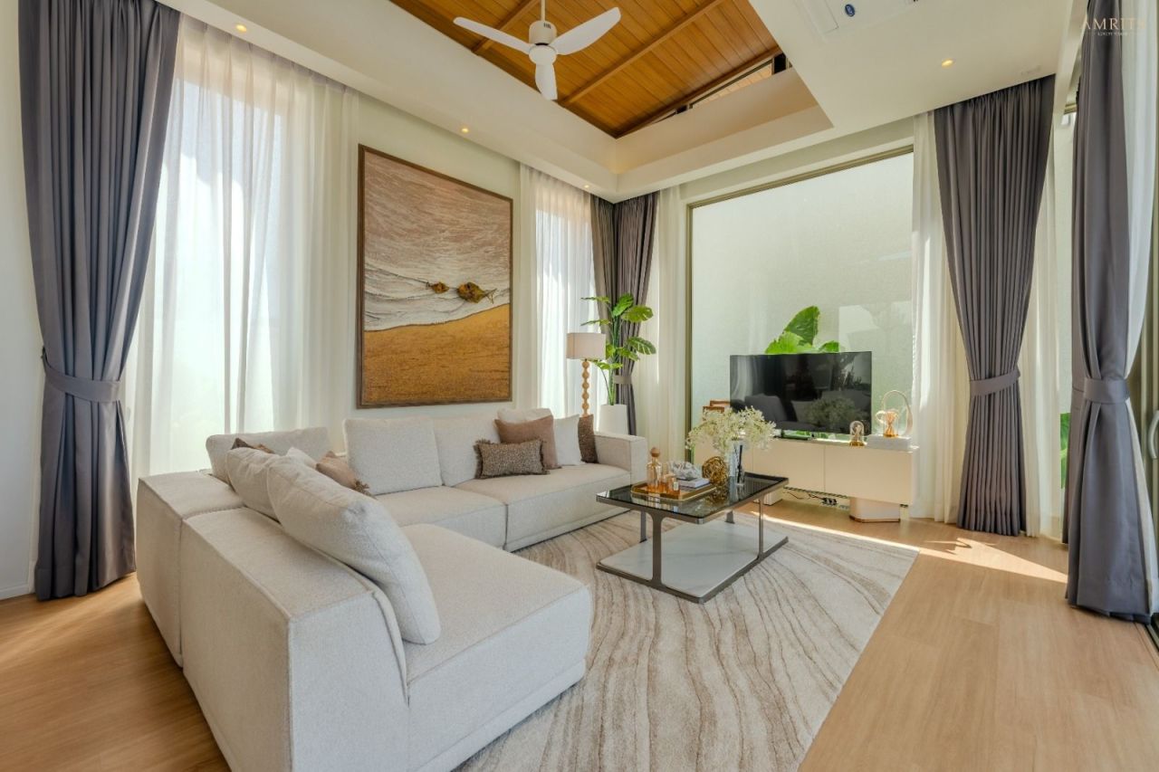 Villa on Nai Yang Beach, Thailand, 270 m² - picture 12