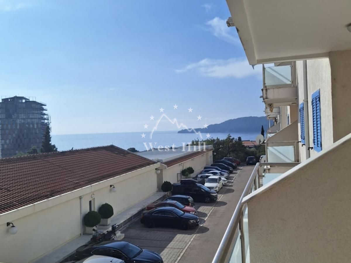 Apartment in Becici, Montenegro, 75 m² - Foto 1