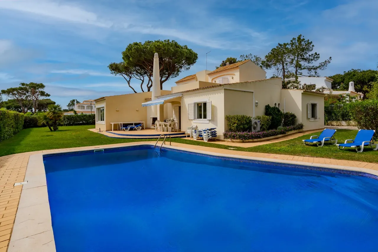 Villa en Loulé, Portugal, 184 m² - imagen 1