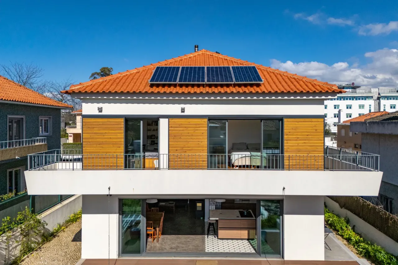 Maison à Oeiras, Portugal, 199 m² - image 1