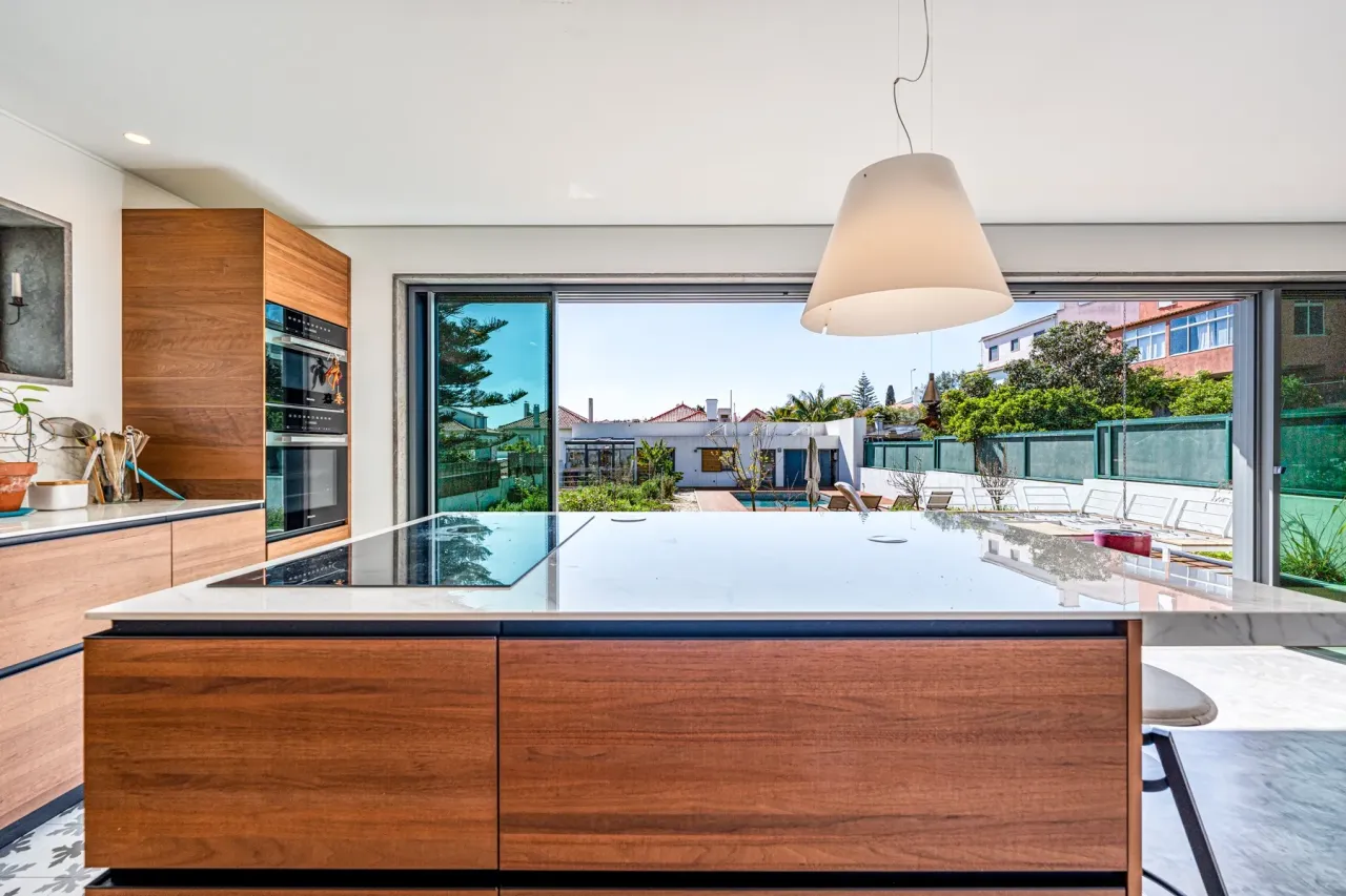 Maison à Oeiras, Portugal, 199 m² - image 4