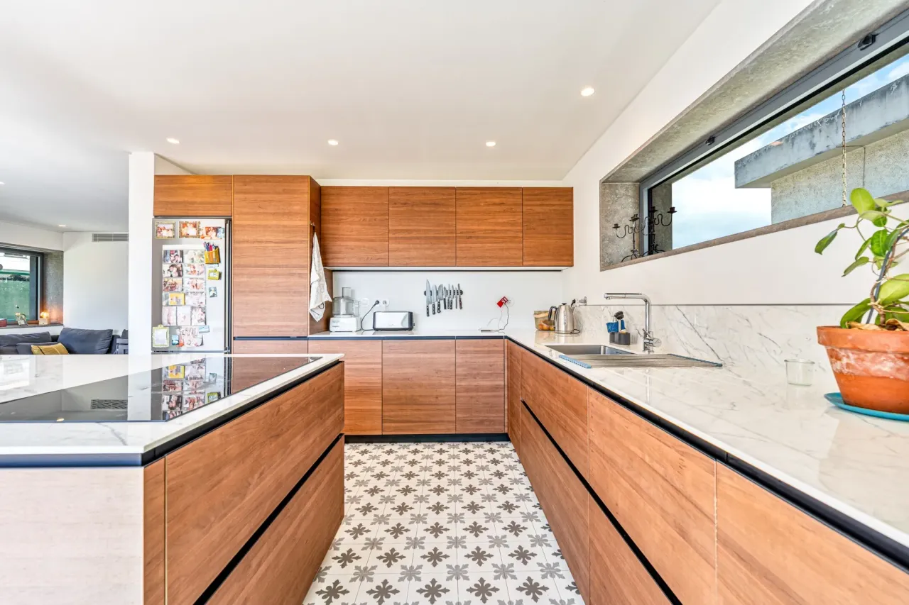 Maison à Oeiras, Portugal, 199 m² - image 5