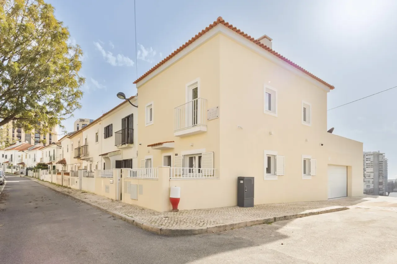 Casa a Lisbona, Portogallo, 126 m² - foto 13