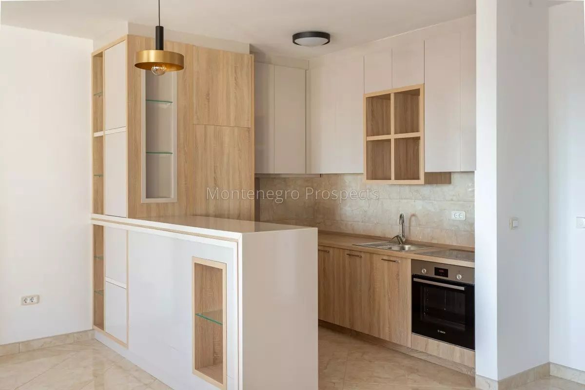 Apartment in Becici, Montenegro, 62 m² - picture 5