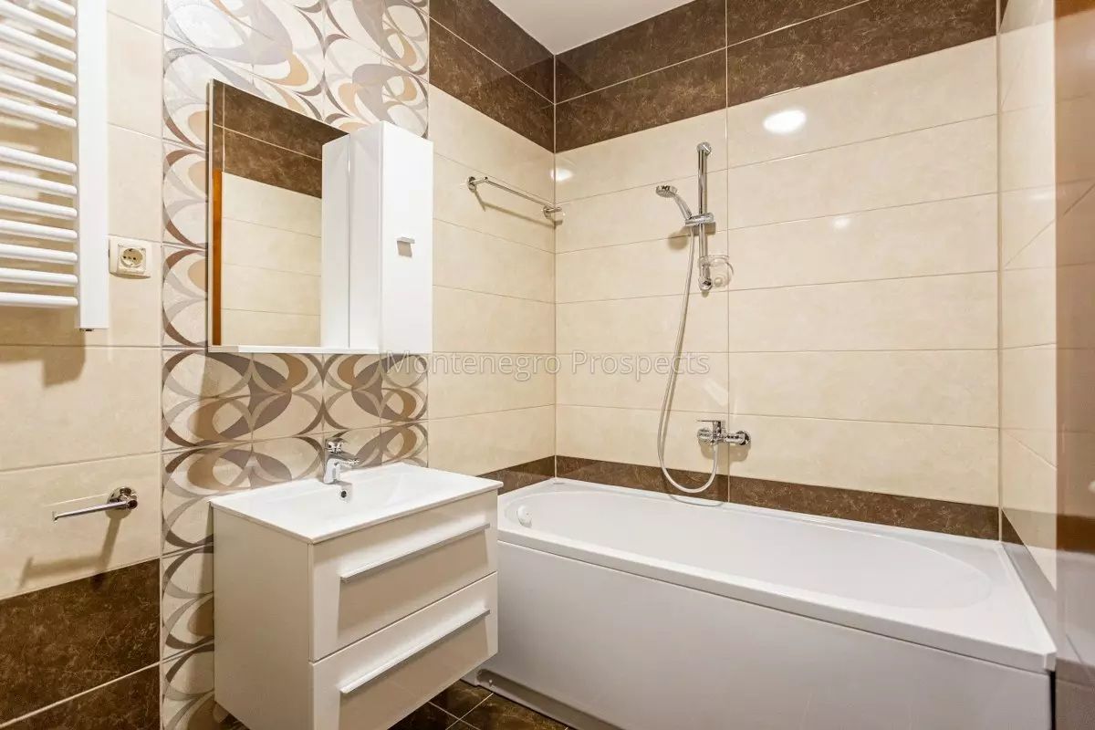 Apartment in Becici, Montenegro, 62 m² - picture 14