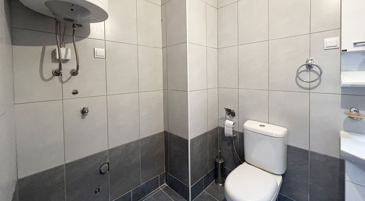 Flat in Petrovac, Montenegro, 85 m² - picture 4