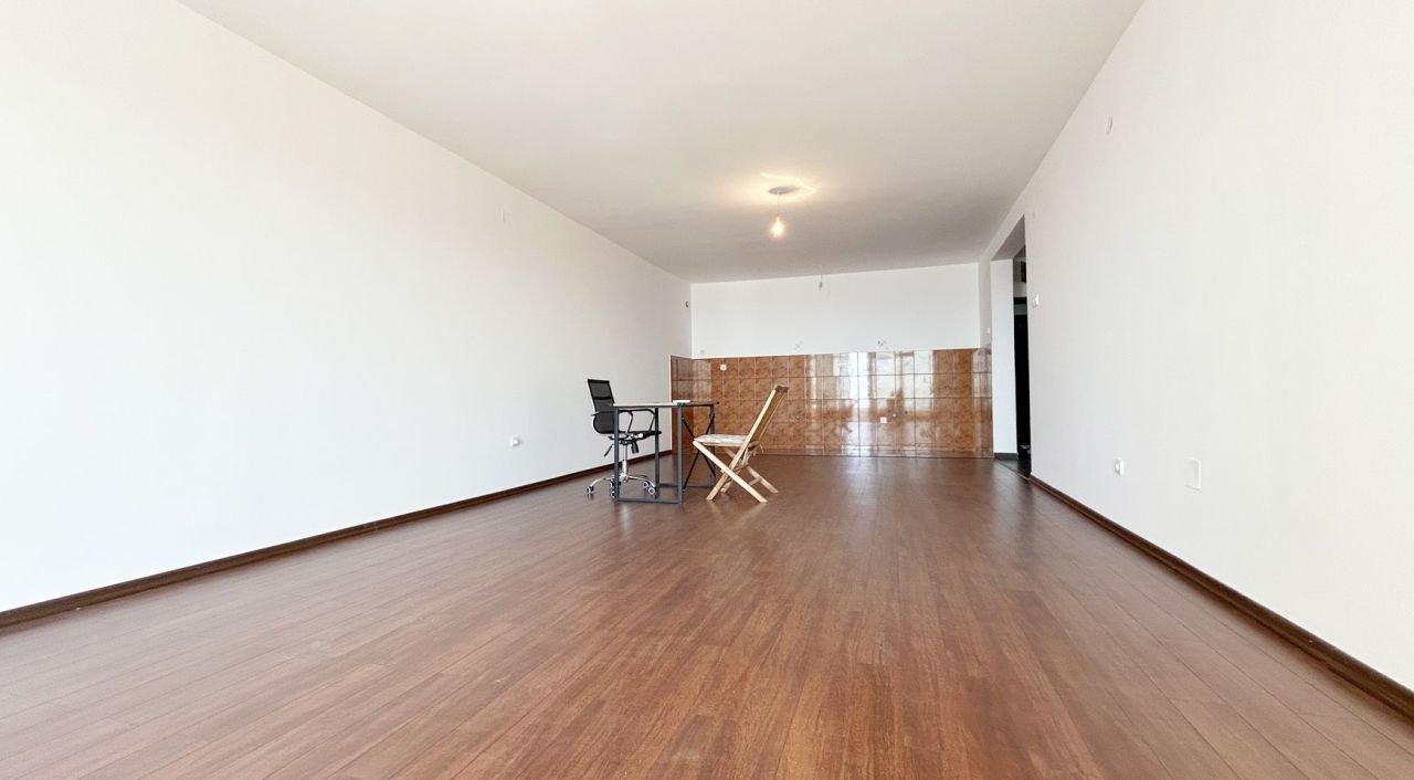 Flat in Petrovac, Montenegro, 85 m² - picture 7