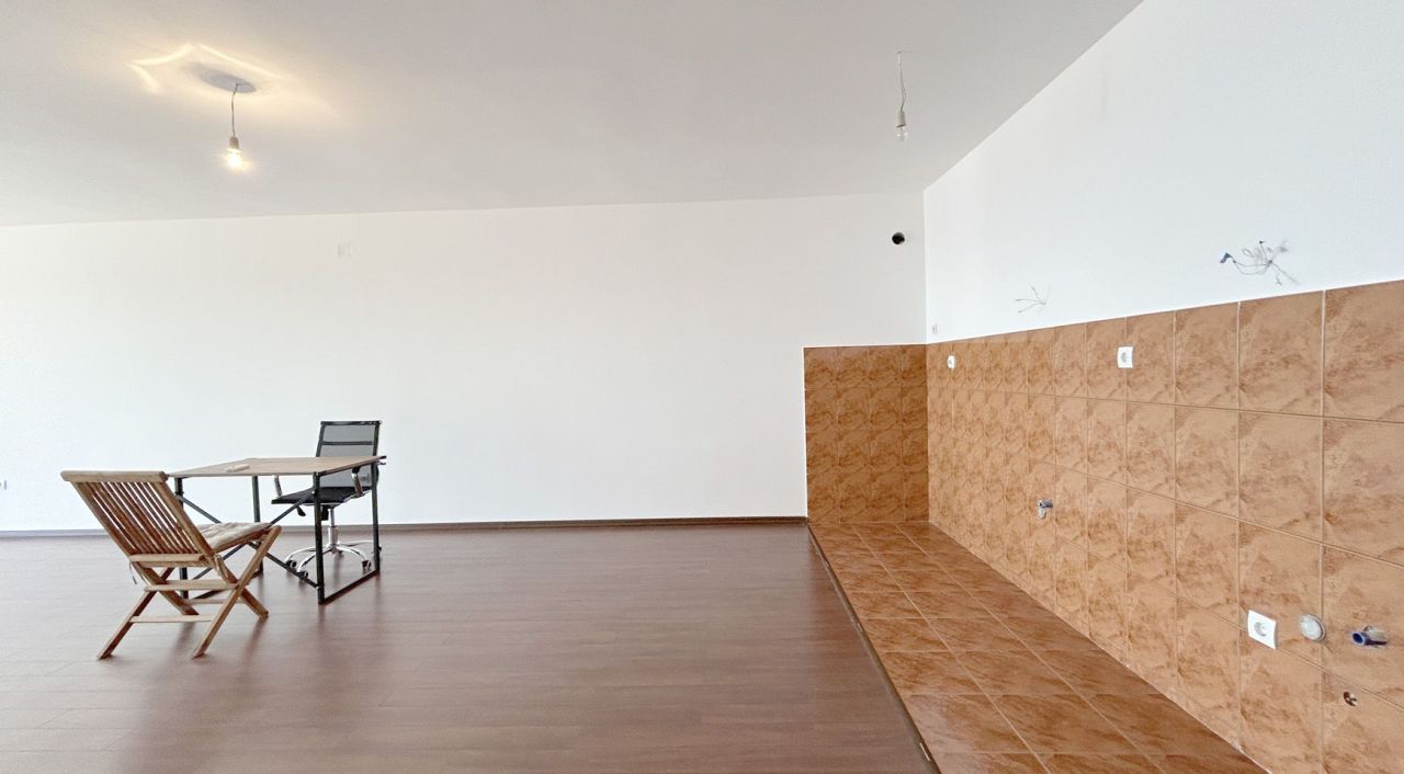 Flat in Petrovac, Montenegro, 85 m² - picture 5