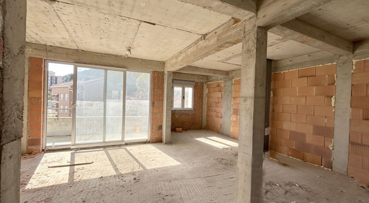 Piso en Becici, Montenegro, 42 m² - imagen 6