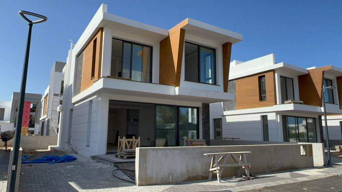 Villa in Yenibogazici, Cyprus, 187 m² - picture 1