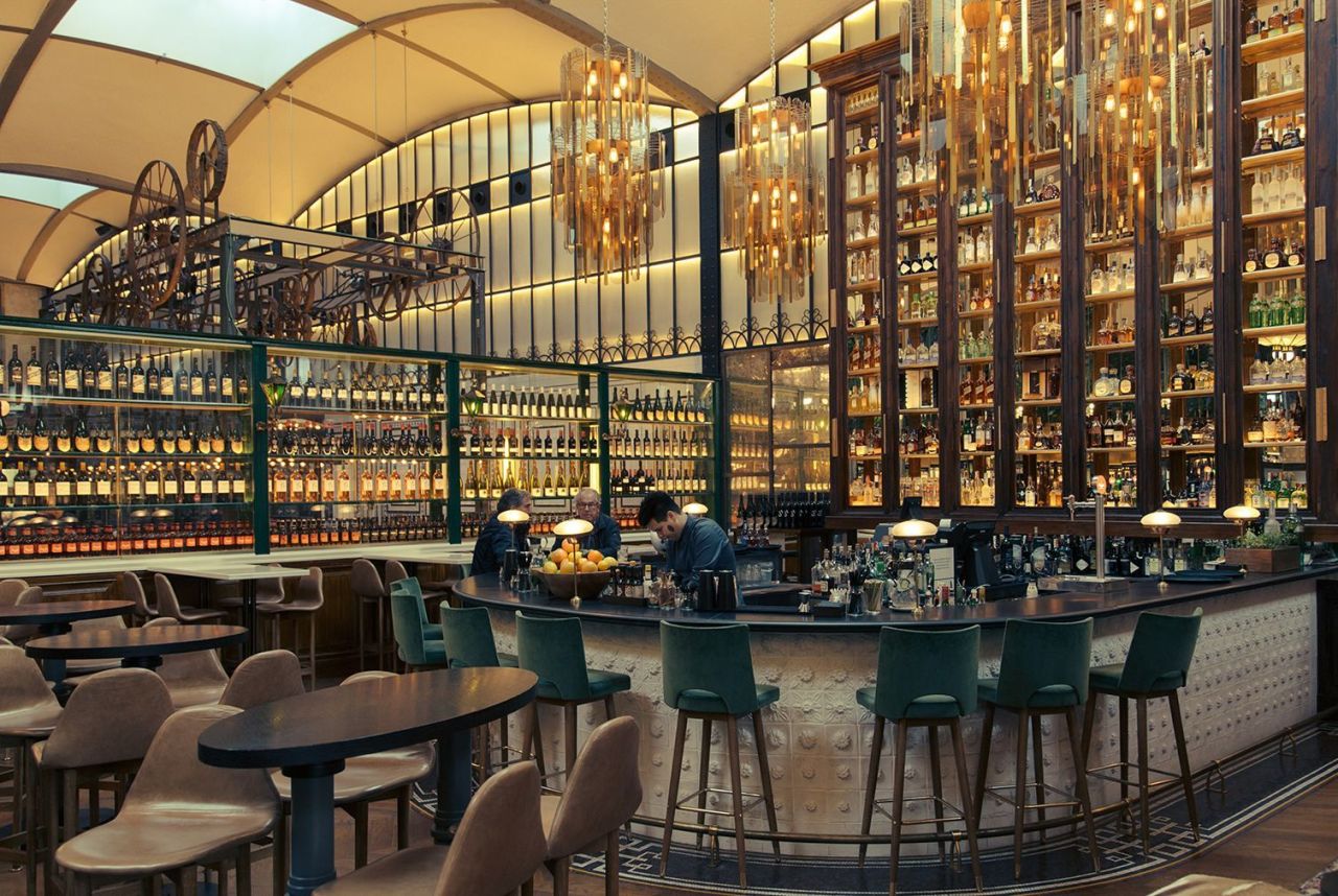 Cafetería, restaurante en Barcelona, España, 780 m² - imagen 1