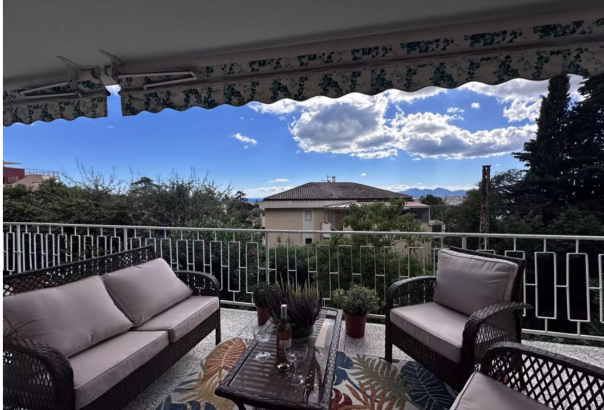 Flat in Cannes, France, 89 m² - picture 11